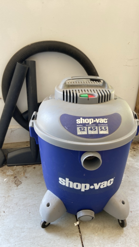 Shop Vac 12 Gal w/ Accessories