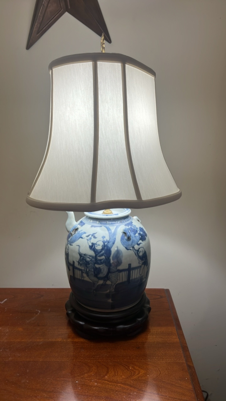Oriental Blue and White Tea Pot Style Lamp