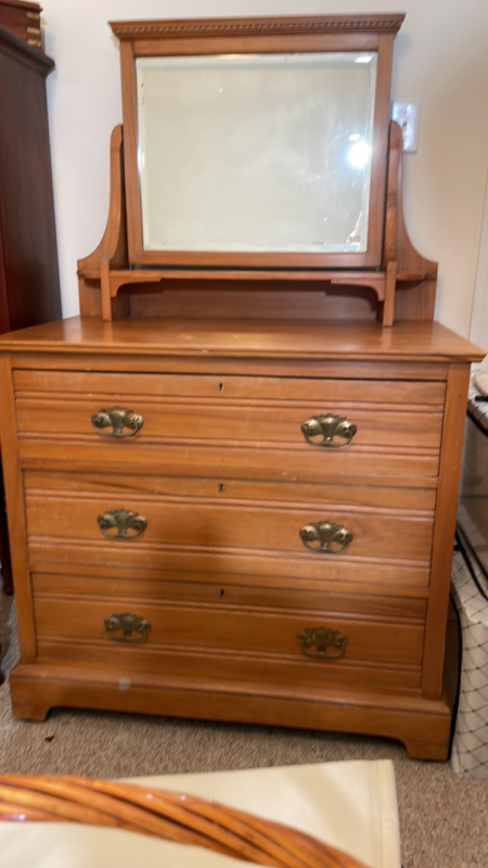 Dressing Table with Swivel Mirror