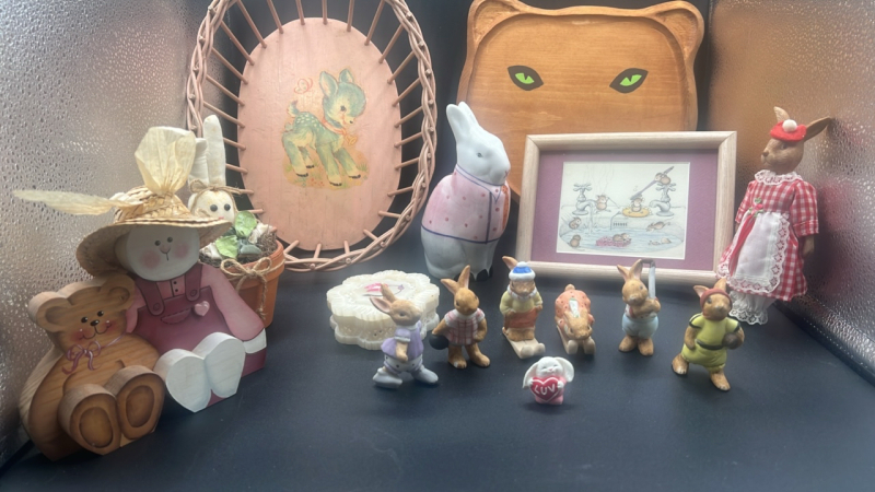 Assorted Easter Decor