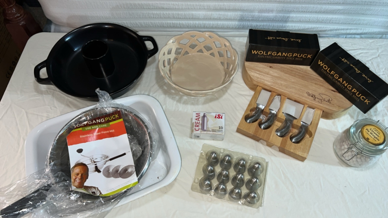 Assorted Kitchen Supplies