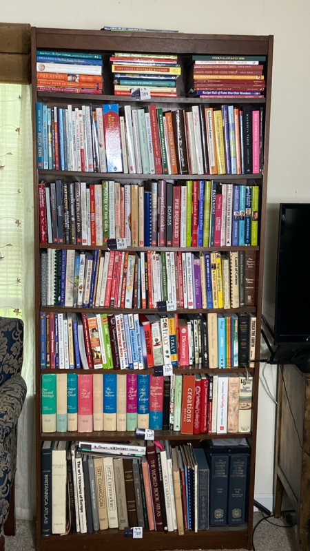 Adjustable Wood Bookcase