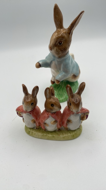 (2) F. Warne & Company Peter Rabbit Figurines