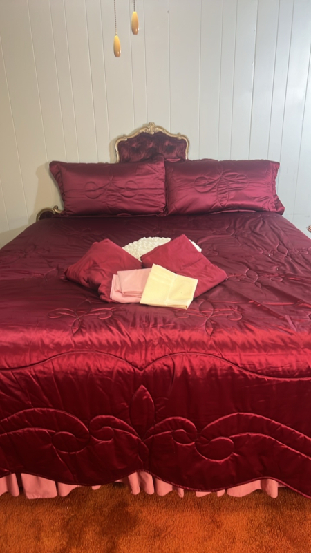 King Sized Bedding & Draperies