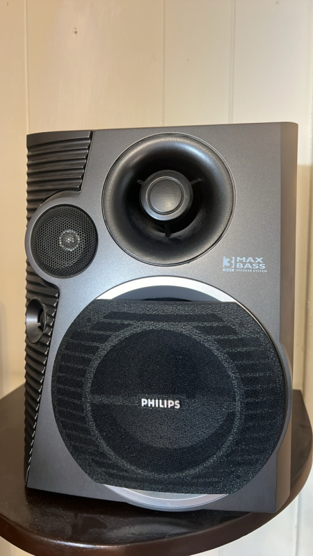 Phillips Surround Sound Speaker Set and Clock