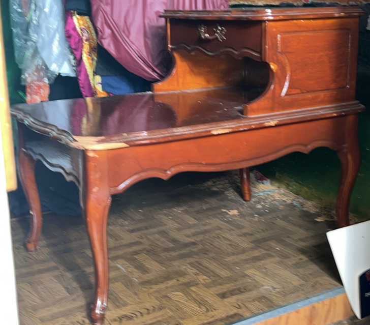 Vintage 2-Tiered Telephone Side Table