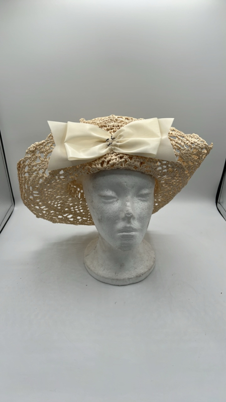 Vintage Ladies Straw Hats