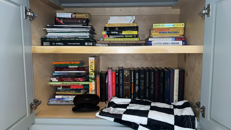 Books, Bibles, Self Help. Magazines, Blanket