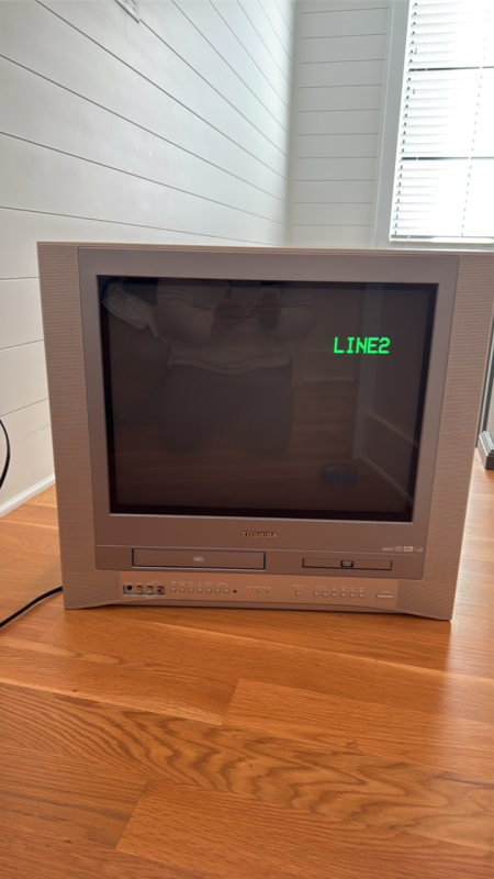 Toshiba TV w/ DVD & VHS Dual Player