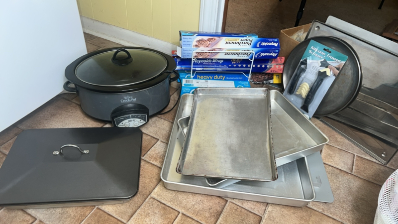 Rival Crock Pot, Sheet Pans & Kitchen Materials
