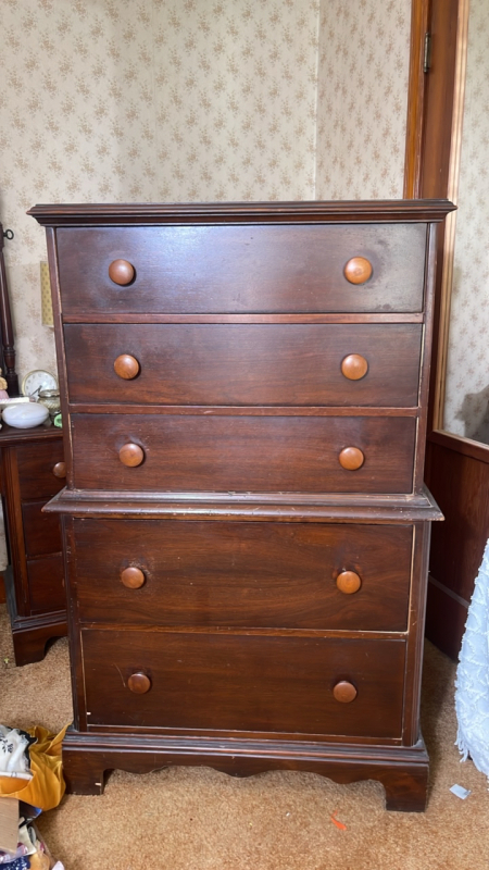 Chest of Drawers