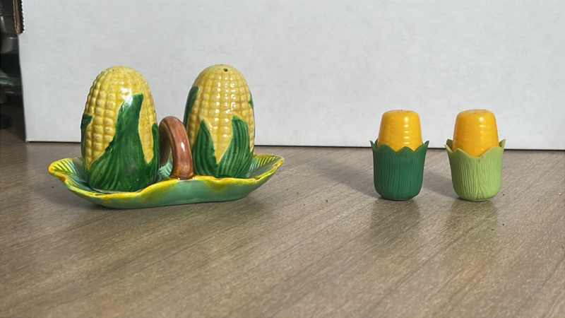 Retro Corn-on-the-Cob Salt & Pepper Shakers