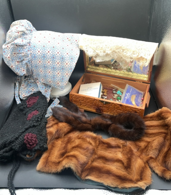 Vintage Ladies Accessories