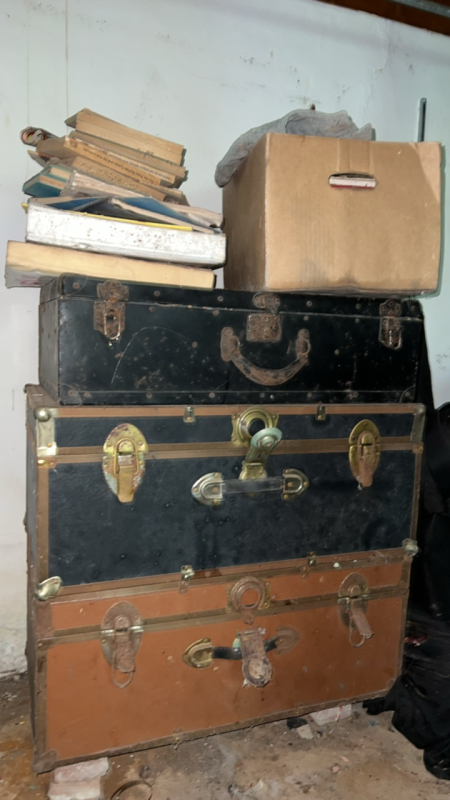 Vintage Trunks (3)