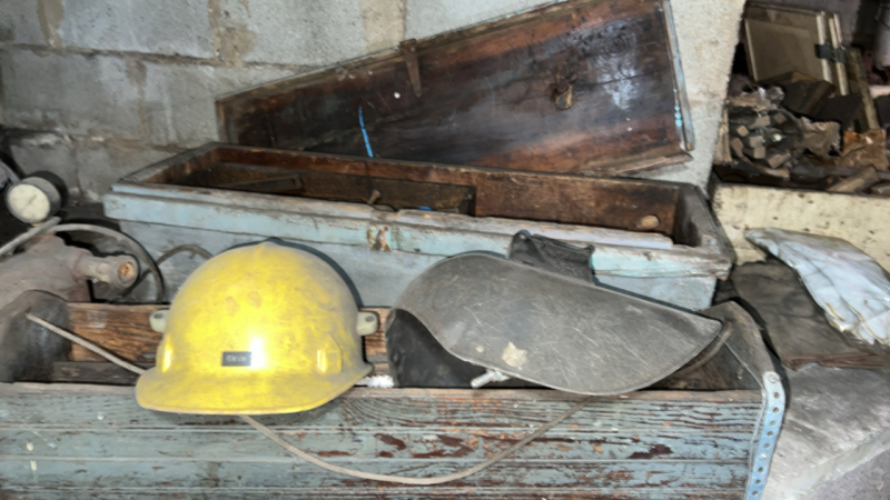 Tool boxes & helmets