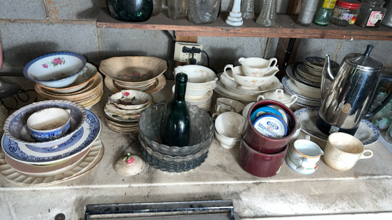 Glassware & China