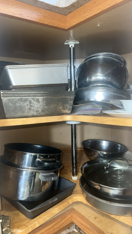 Pots, Pans & Mixing Bowls