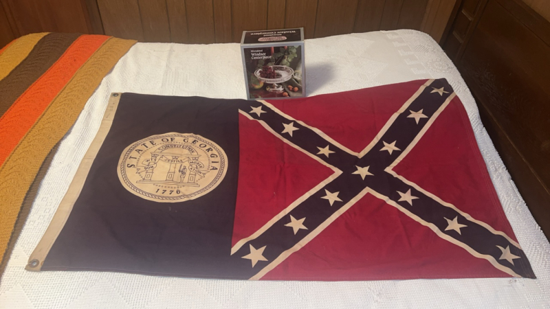 State of GA Flag & Silverplated Windsor Centerpiece