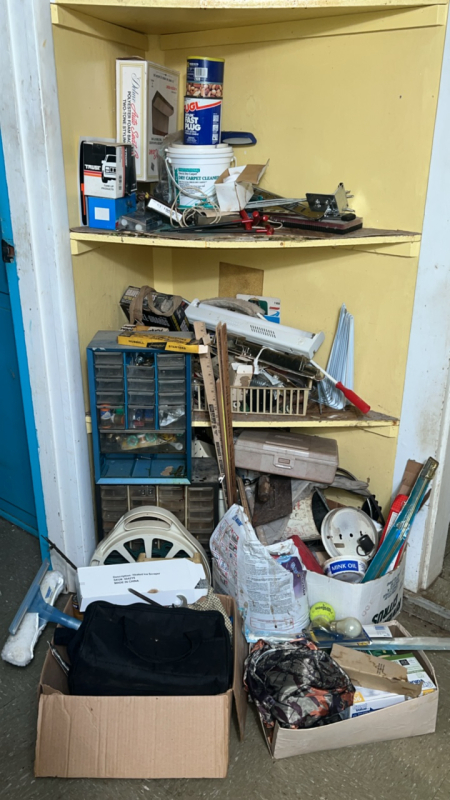 Workbench tools & supplies