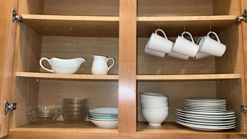 Lands End Kitchen Dining Set & other dishes