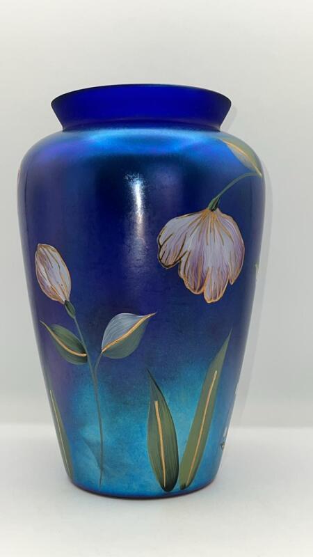 Fenton Connoisseur Collection Hand Painted Floral Favrene Vase
