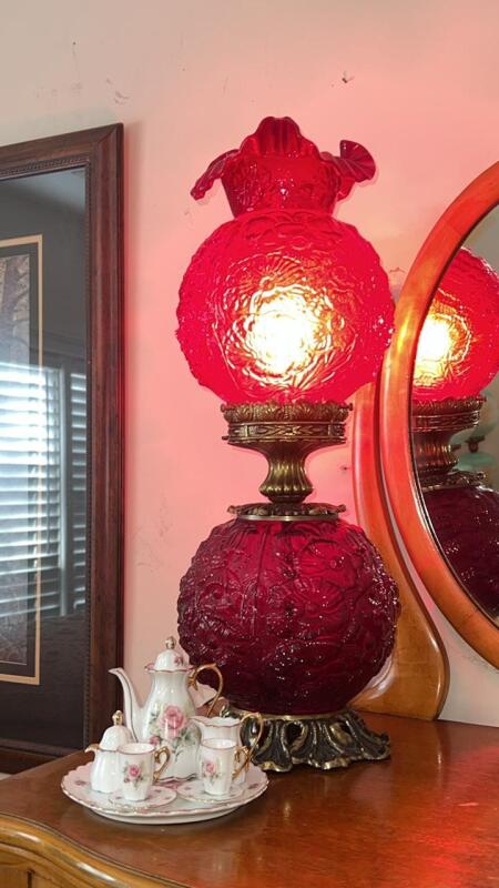 Poppy Ruby Red Gone With The Wind Electric Parlor Lamp w/ Mini Tea Set