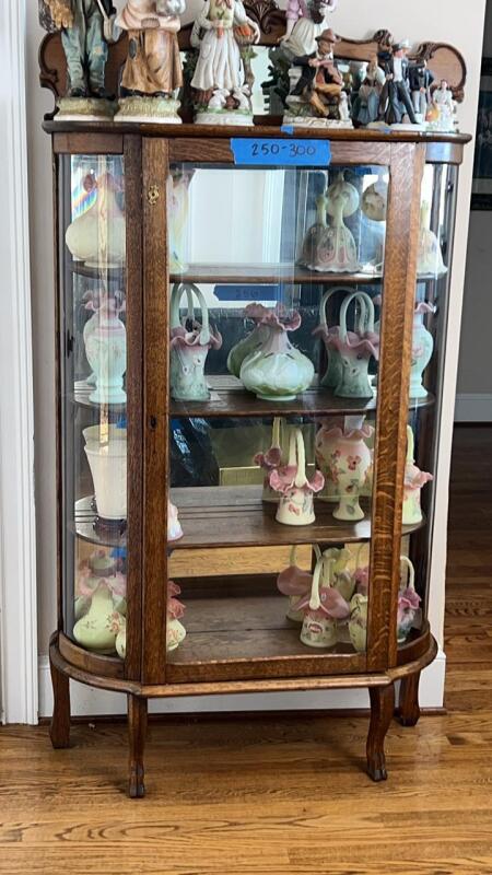 Wooden China Curio Cabinet