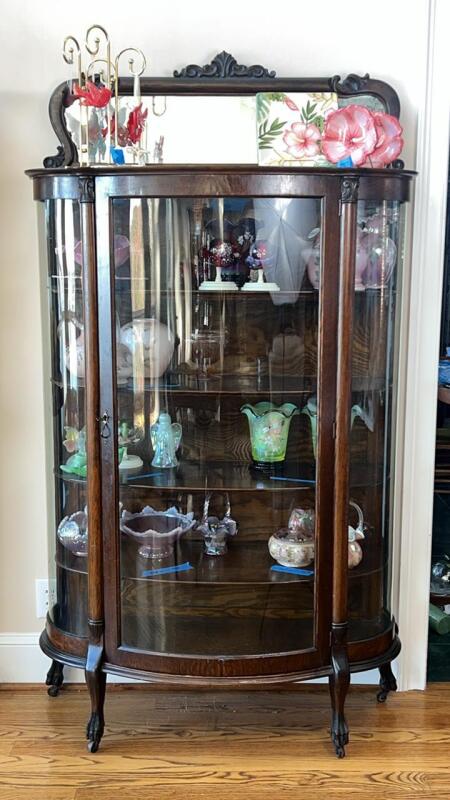 Wooden China Curio Cabinet