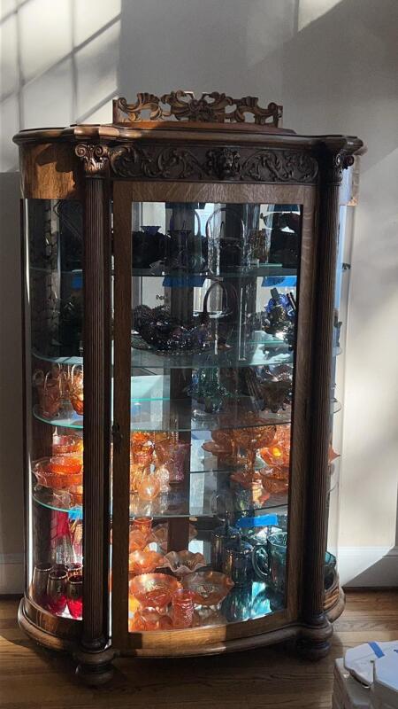 Wooden China Curio Cabinet
