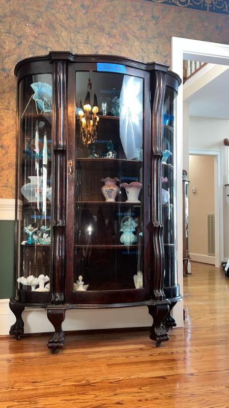 Wooden China Curio Cabinet