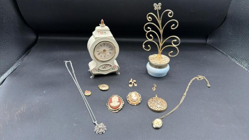 Cameos Jewelry