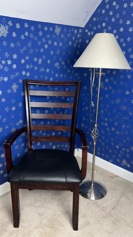 Home Accent Chair & Floor Lamp