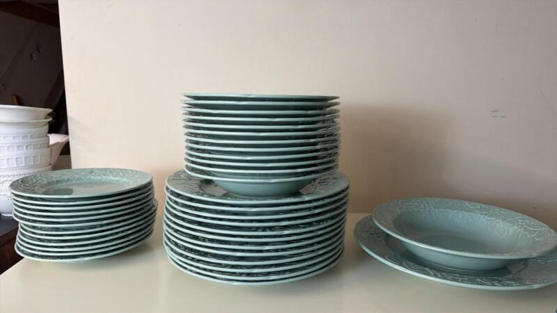 Mikasa Dishware