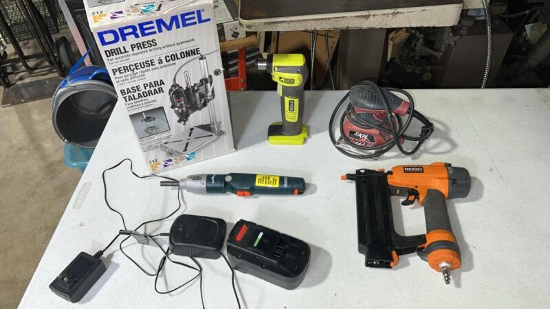 Dremel, Power Tools, Black & Decker Battery & Charger