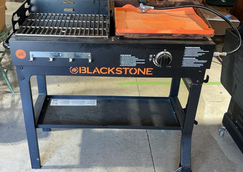 Blackstone Outdoor Gas Griddle & Charcoal Grill