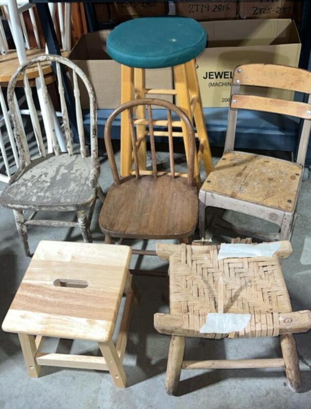 Children&iuml;&iquest;&frac12;s Chairs & Stools