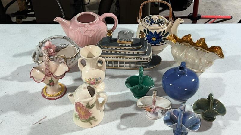Ceramic & Porcelain Decorative Items
