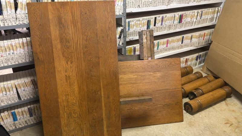 Oak table