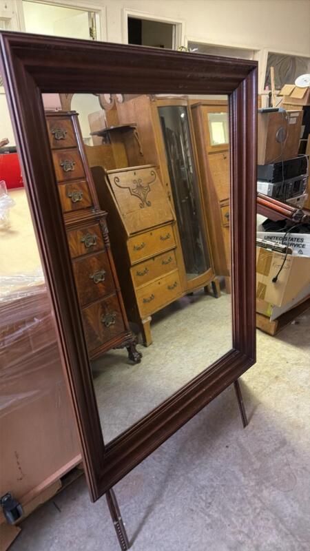Beveled edge mirror