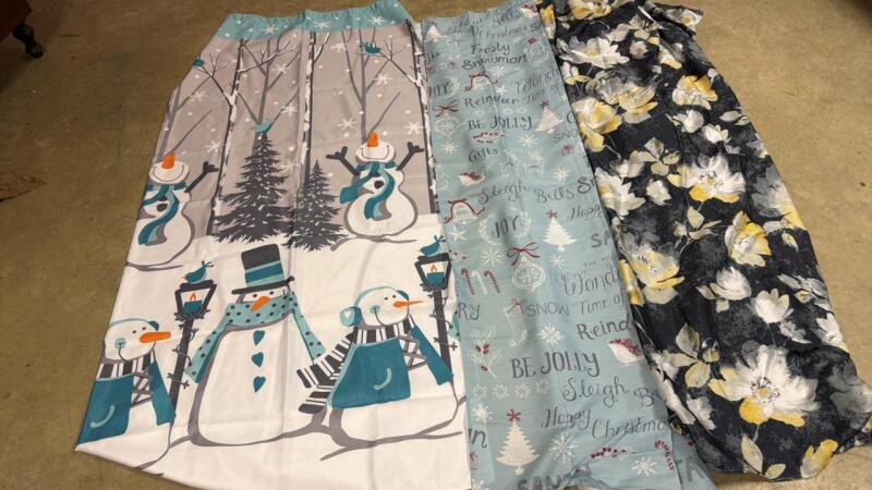 Shower Curtains (3)
