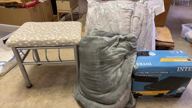 Bedding Set Stool Air Mattress