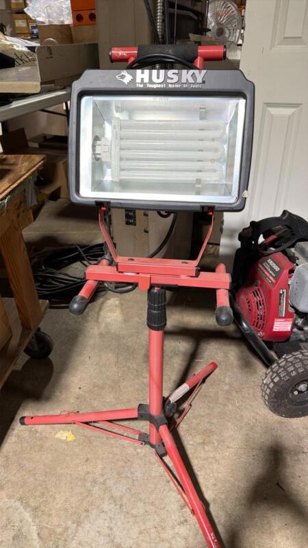 Husky Work Light