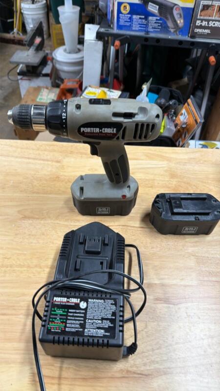 Porter cable drill, two batteries, charging pack