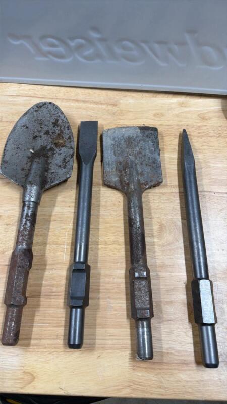 (4) Demolition hammer bits