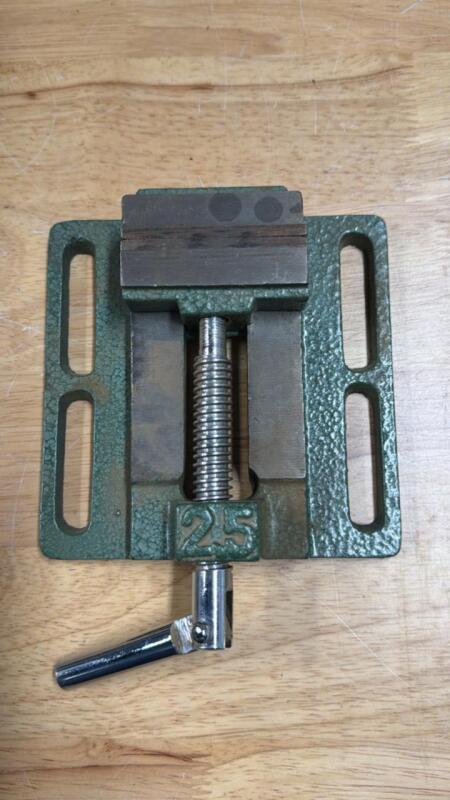 Cast iron drill press vice