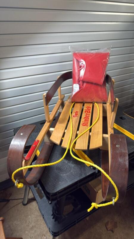 Paris Kinder Sled w/ padded seat