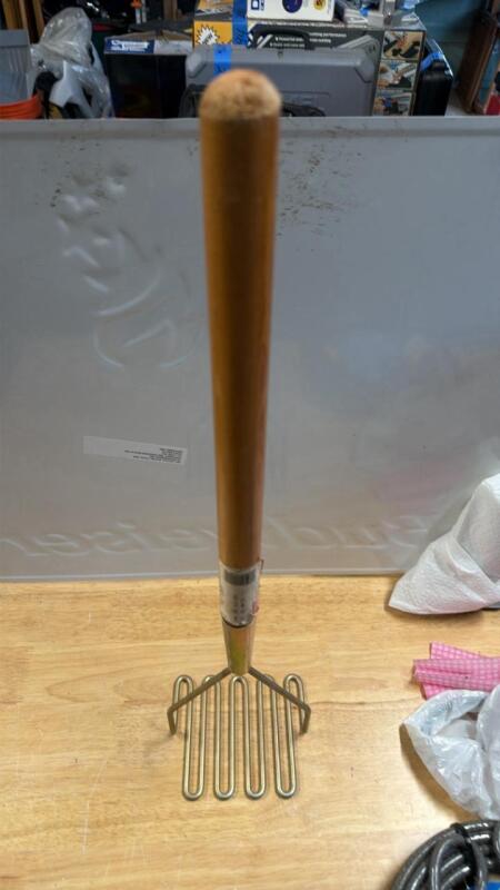 Huge masher/mixer