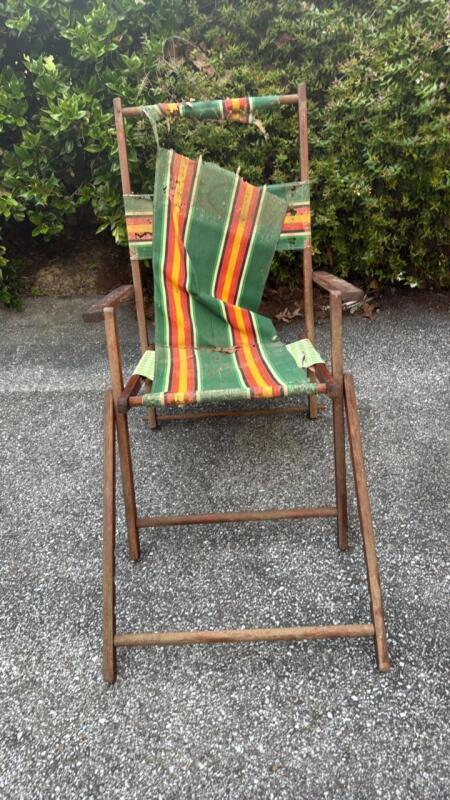 Vintage Wooden lawn chair