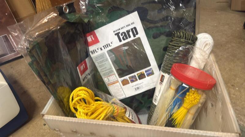 Tarp ropes ties high limb chainsaw, ropes