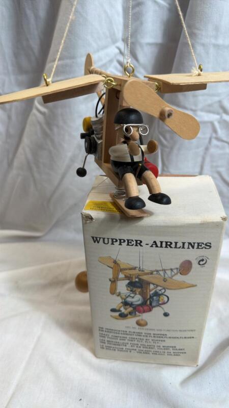 Wupper Airlines wood jumper